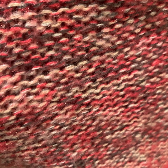 Women’s Rue 21 High Low Pullover Sweater - Picture 8 of 8